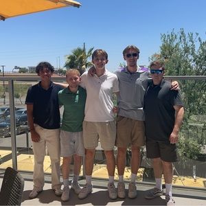 Meet your Posher, Maddox